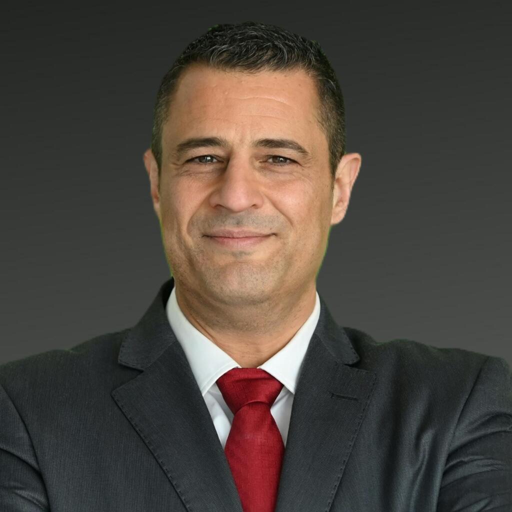 עו"ד מקרקעין אביב טסה