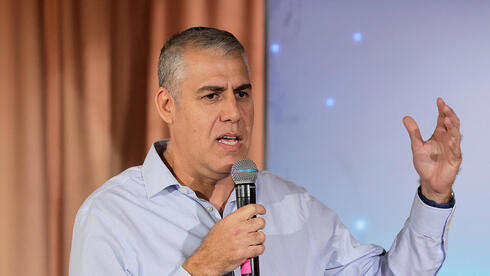 הפער המסוכן באסטרטגיות AI: הטכנולוגיה קיימת, אבל מה עם בני האדם?