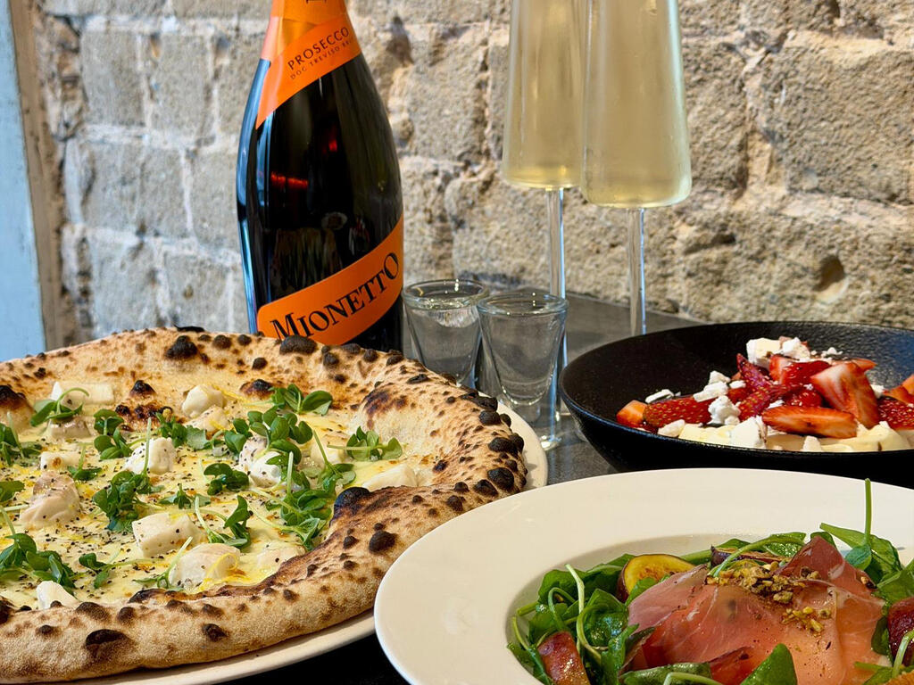 פיצריית לה טיגרה פנאי