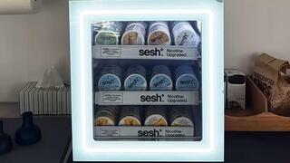 מדבקות ניקוטין במטבח של סטארט-אפ באוסטין טקסס