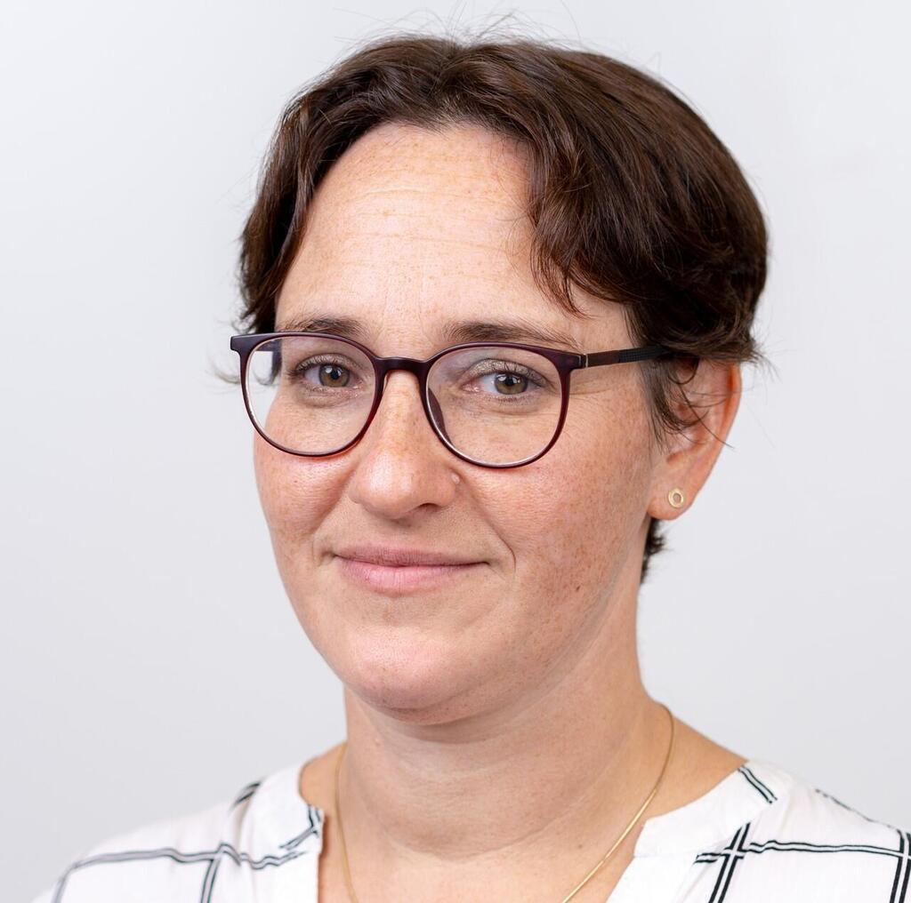 ד"ר מיכל ברייאר עמותת במקום