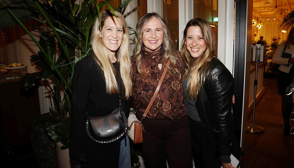 מימין: איה פטרבורג, S Capital; נועה תמיר, כלכליסט; דנה גולדמן, Greensoil PropTech Ventures (צילום: יריב כץ)