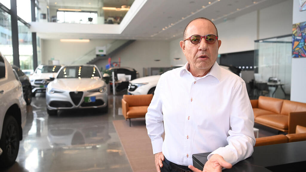 אורי דגמי, הבעלים של Buy And Drive (צילום: יאיר שגיא) אורי דגמי בעלים של חברת ביי אנד דרייב buy and drive