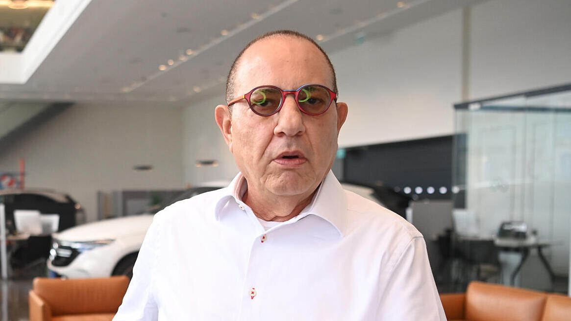 אורי דגמי בעלים של חברת ביי אנד דרייב buy and drive