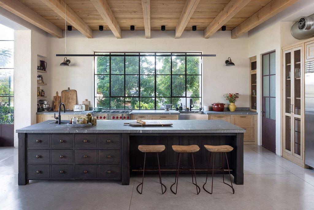 מטבח כפרי מודרני