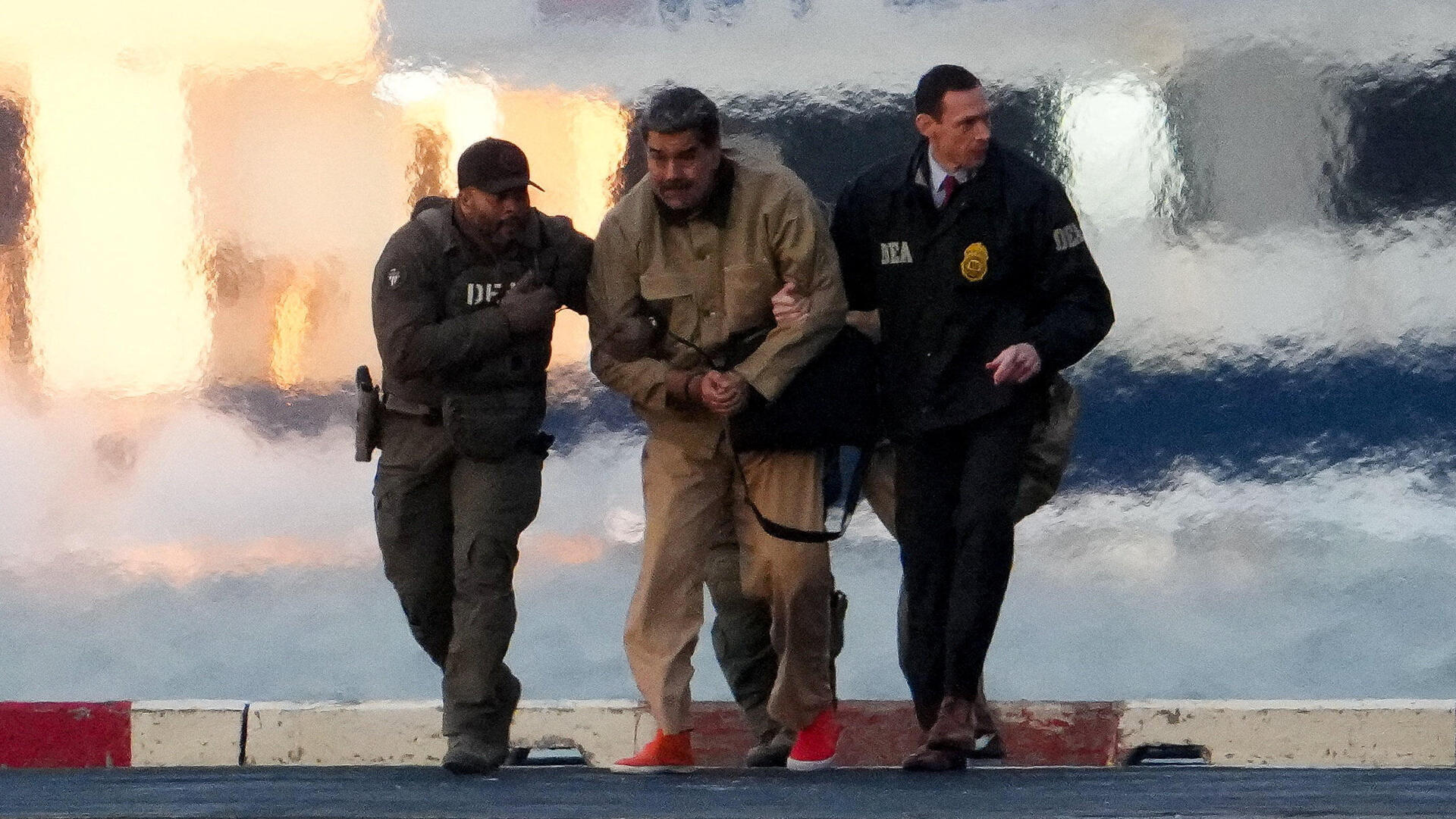 נשיא ונצואלה המודח ניקולס מדורו מובל 2 ל בית משפט ב מנהטן ניו יורק ארה"ב 5.1.26