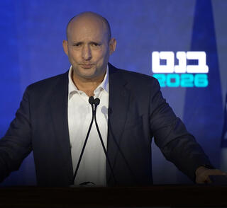 בנט השבוע, בהכרזה על התוכנית שלו. אף אחד לא ייתן לכל מילואמניק מיליון שקל, אז למה להבטיח את זה?