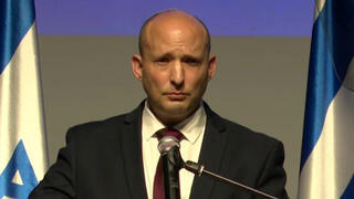 בנט השבוע, בהכרזה על התוכנית שלו. אף אחד לא ייתן לכל מילואמניק מיליון שקל, אז למה להבטיח את זה?