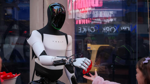 צילום: Michael Nagle/Bloomberg חזון הרובוטים דמויי אדם של חברות הטכנולוגיה עדיין רחוק משימוש יומיומי