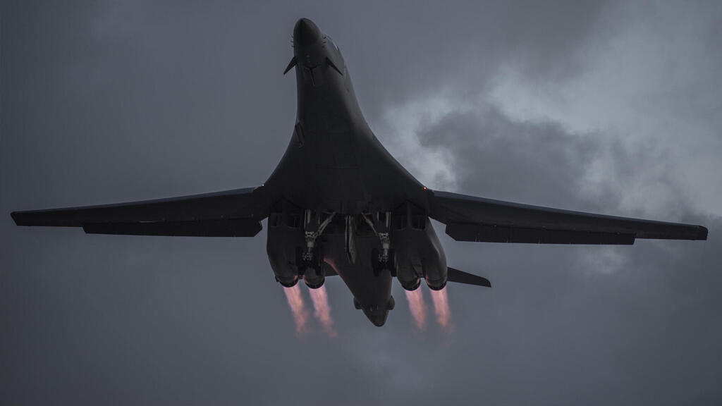 הקברניט פשיטה קומנדו מסוקים 19