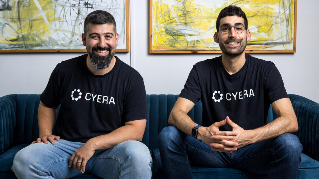 תמר בן אילן, יותם שגב (צילום: אוהב קב) חברת Cyera מימין תמר בן אילן מייסד-שותף ו-CTO החברה יותם שגב מייסד שותף ו-CEO