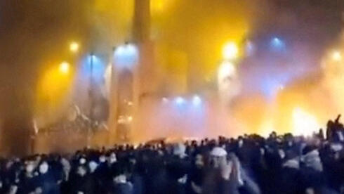 הטרגדיה האיראנית: אוצרות טבע של מעצמה בידיים של משטר עריץ