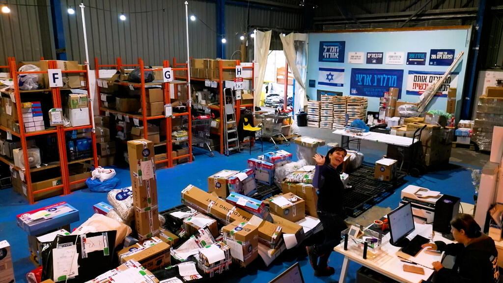 החמ"ל האזרחי: מרכז המתנדבים שממציא לחיילי צה"ל פתרונות יצירתיים