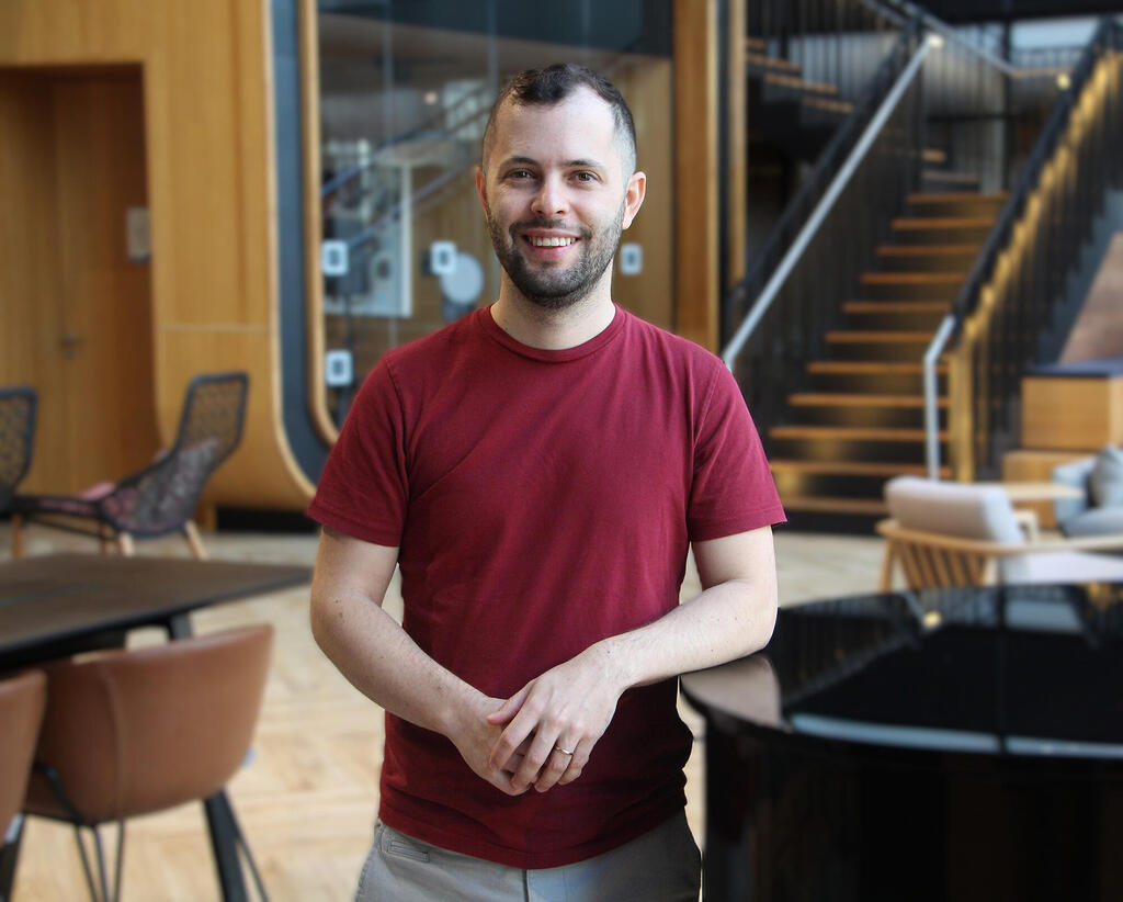 דניאל גולץ מנהל הנדסת אבטחת מידע ראשי ב מיקרוסופט Microsoft AI Red Team