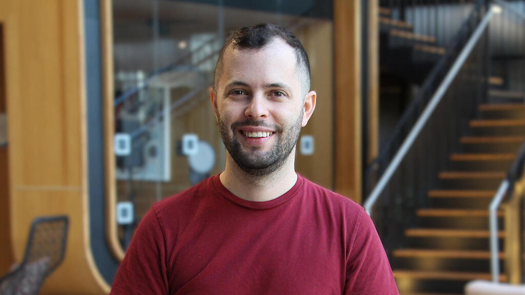 דניאל גולץ מנהל הנדסת אבטחת מידע ראשי ב מיקרוסופט Microsoft AI Red Team