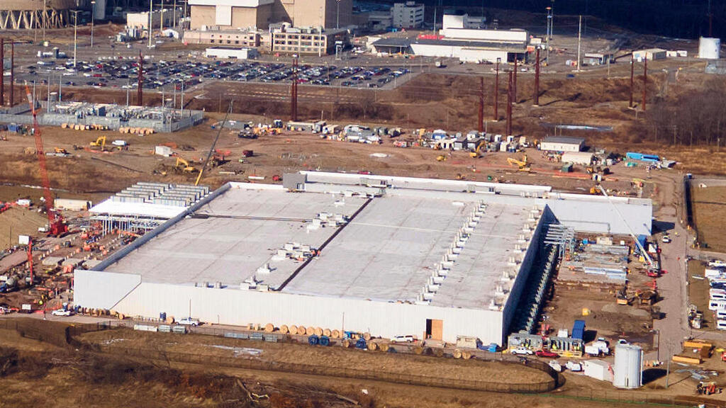 דאטה סנטר של שירותי הענן של אמזון ליד תחנת כוח גרעינית בפנסילבניה