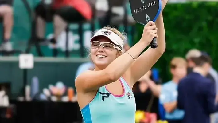 אנה לי ווטרס שחקנית פיקלבול אמריקאית