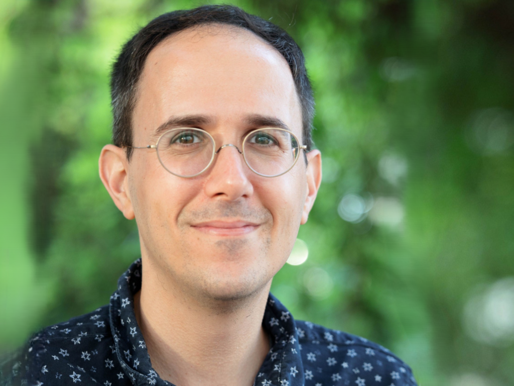 Prof. Lior Zalmanson, Coller School of Management at TAU. 