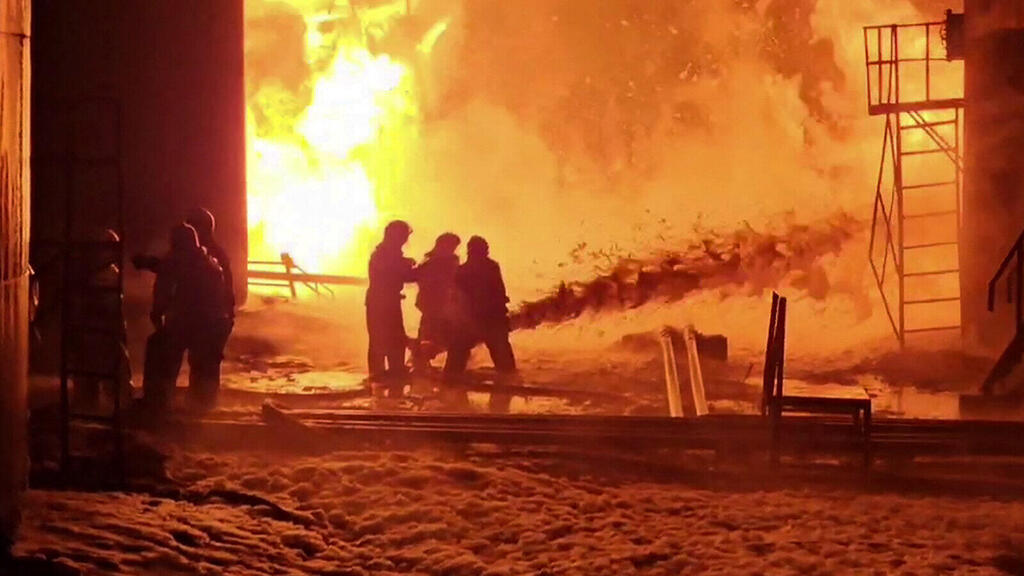 הקברניט הפצצה תשתיות נפט 12