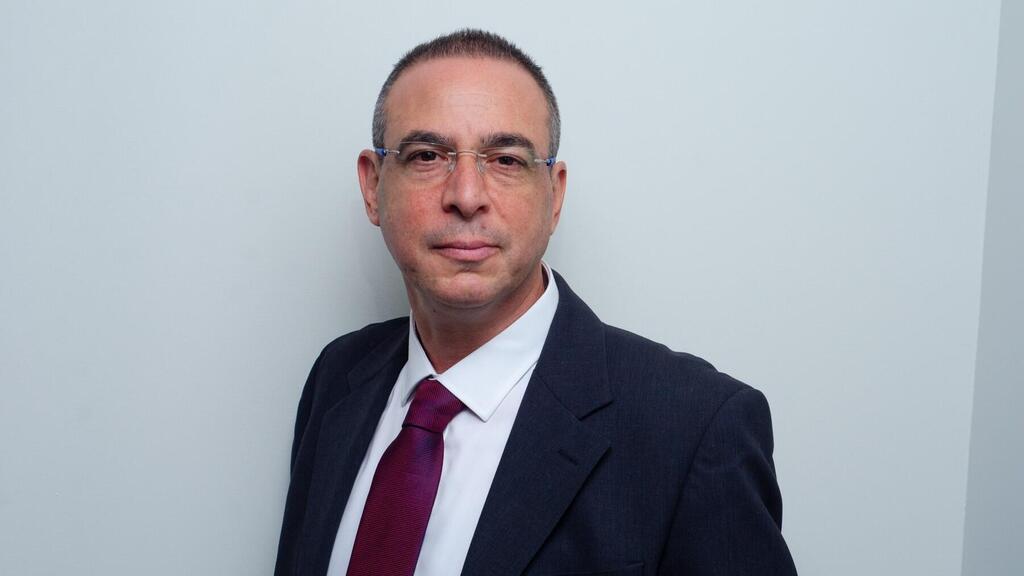 עו"ד אלון בכר