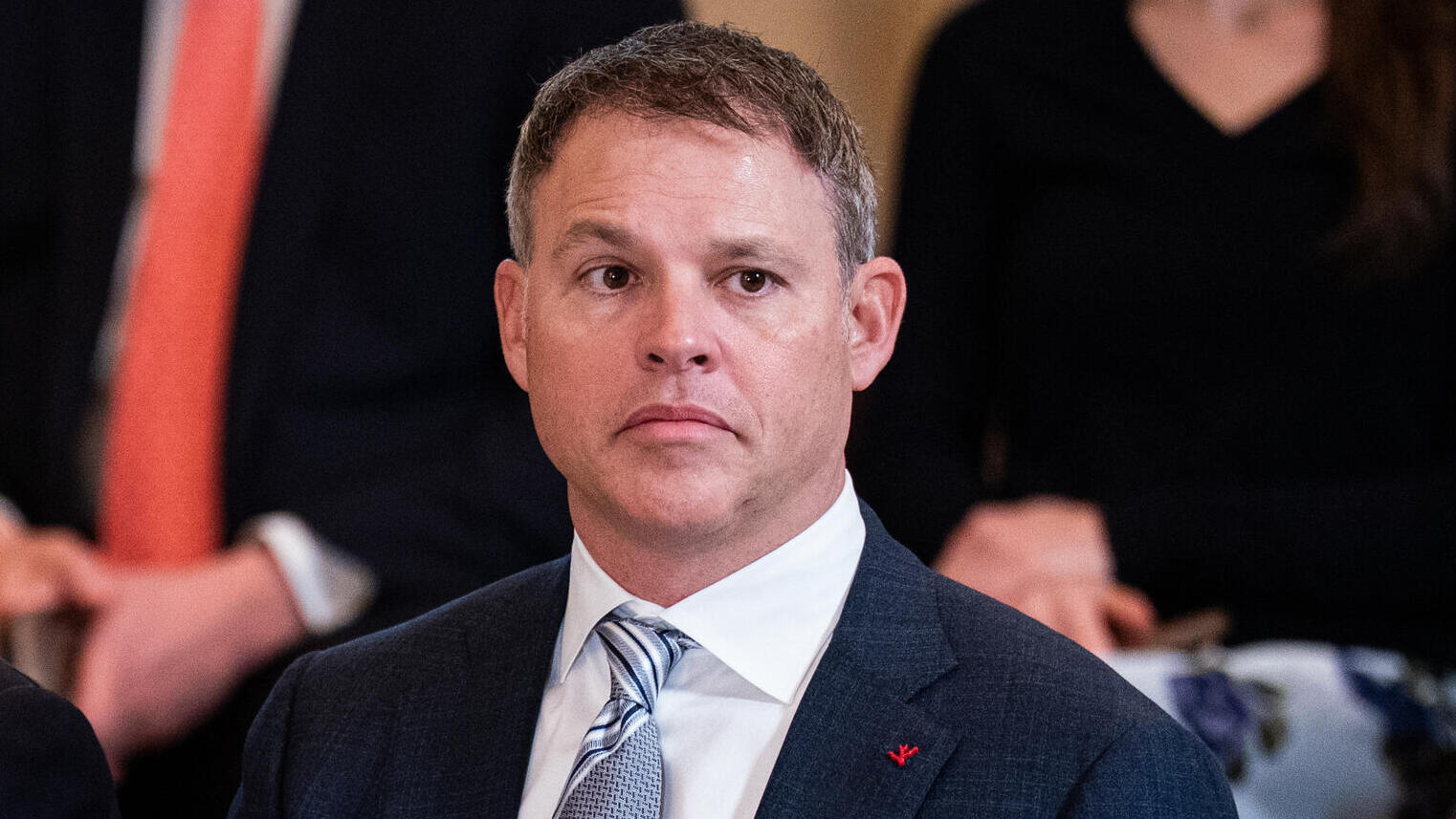 ג'ון אדיסון בכיר בחברה ה נפט ויטול בפגישה של ראשי חברות הנפט עם טראמפ בבית הלבן 9.1.26