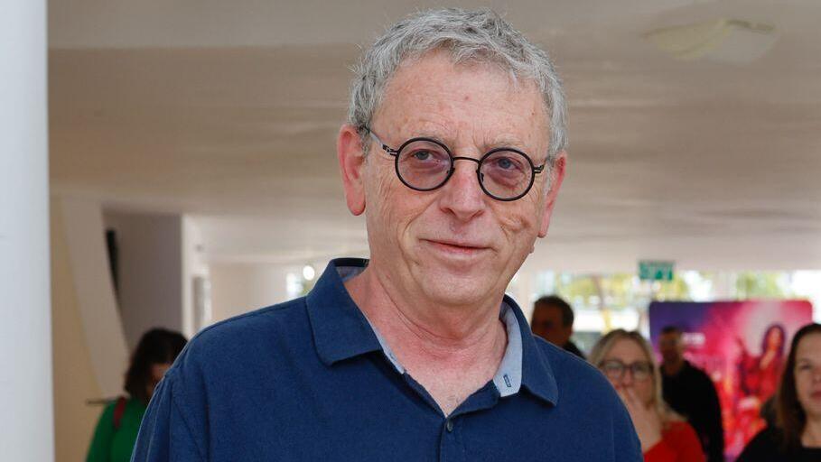 מנכ"ל הבימה דני וייס