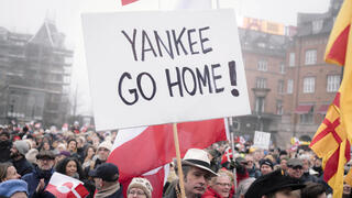 הפגנה ב קופנהגן דנמרק 2 נגד כוונת ארה"ב ו דונלד טראמפ להשתלט על גרינלנד