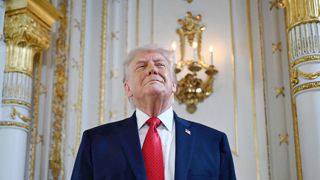 טראמפ. מכסים ללא הפסקה (צילום: ANDREW CABALLERO-REYNOLDS/AFP) הנשיא דונלד טראמפ 16.1.26