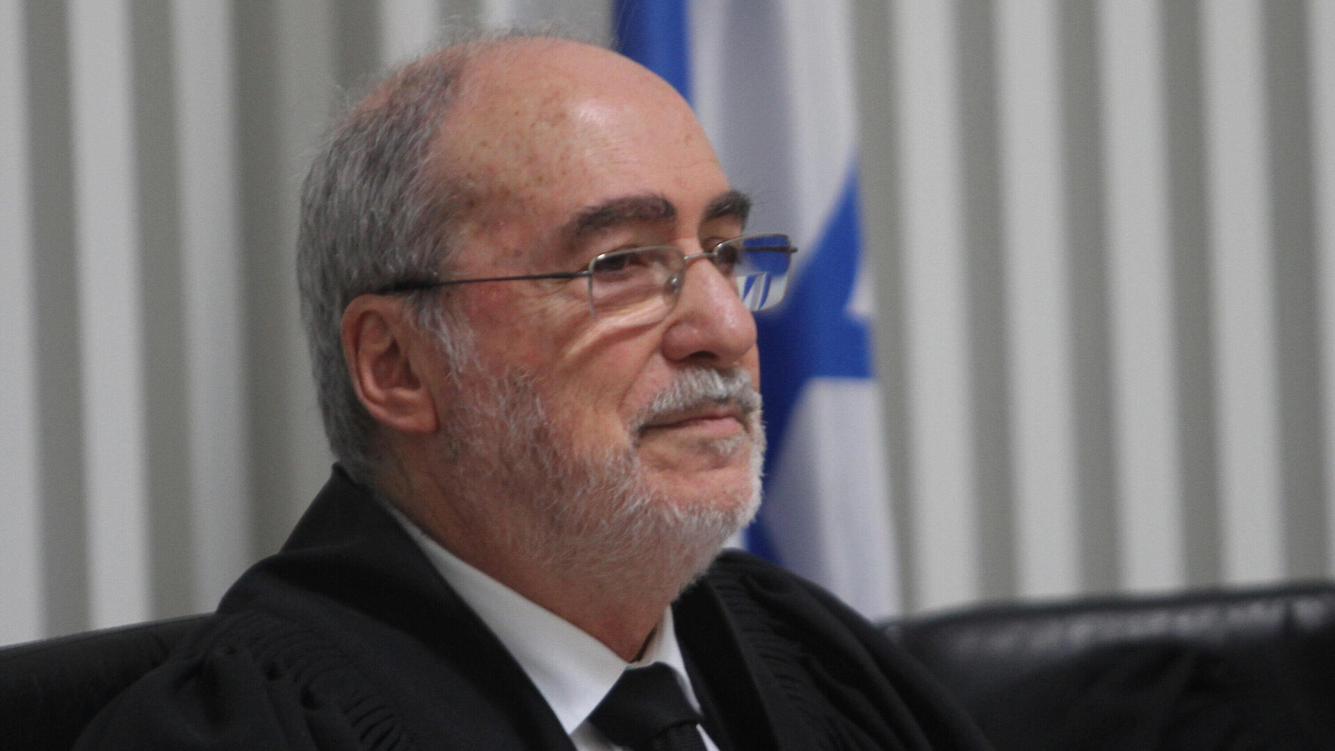 אשר גרוניס נשיא בית המשפט העליון לשעבר