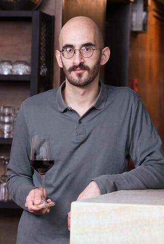 פנאי אליאס דיב סומלייה מסעדת רולא מסעדה ערבית-לבנטינית בנמל חיפה