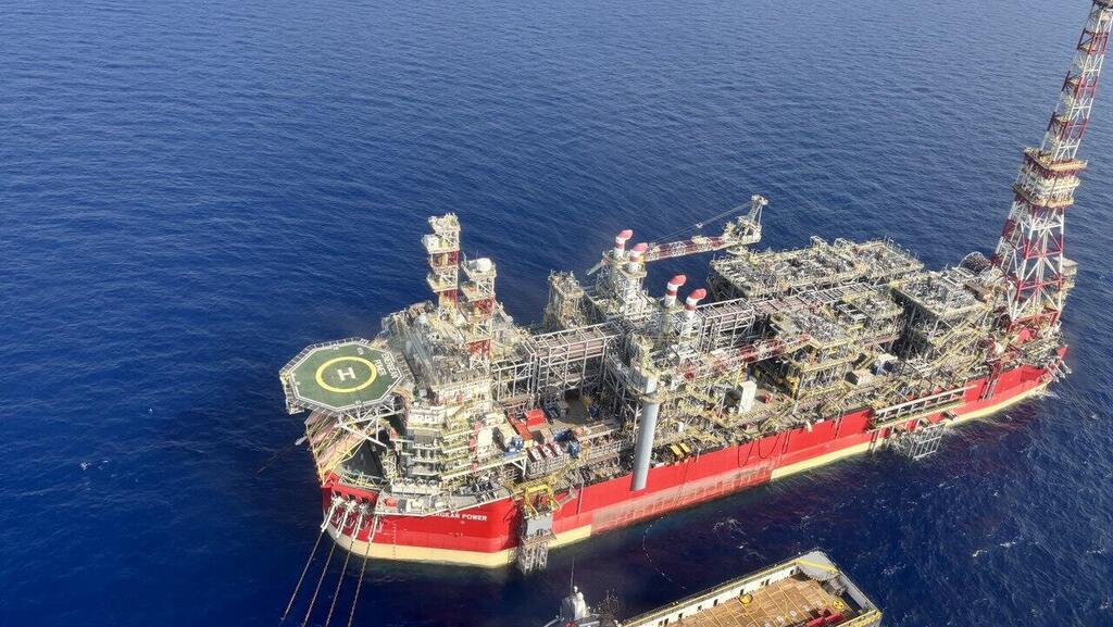 אסדת קידוח כריש גז טבעי