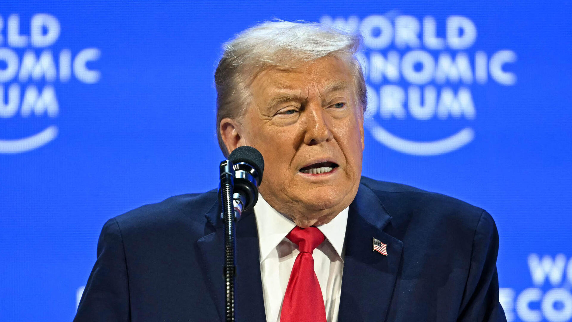 נשיא ארה"ב דונלד טראמפ נואם בפורום הכלכלי ב דאבוס 21.1.26