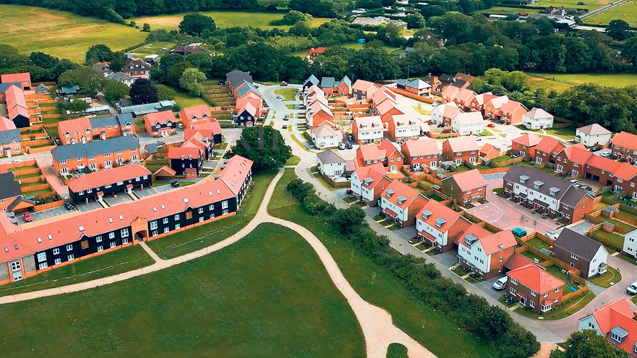 מקבץ בתים להשכרה של קרן בלקסטון