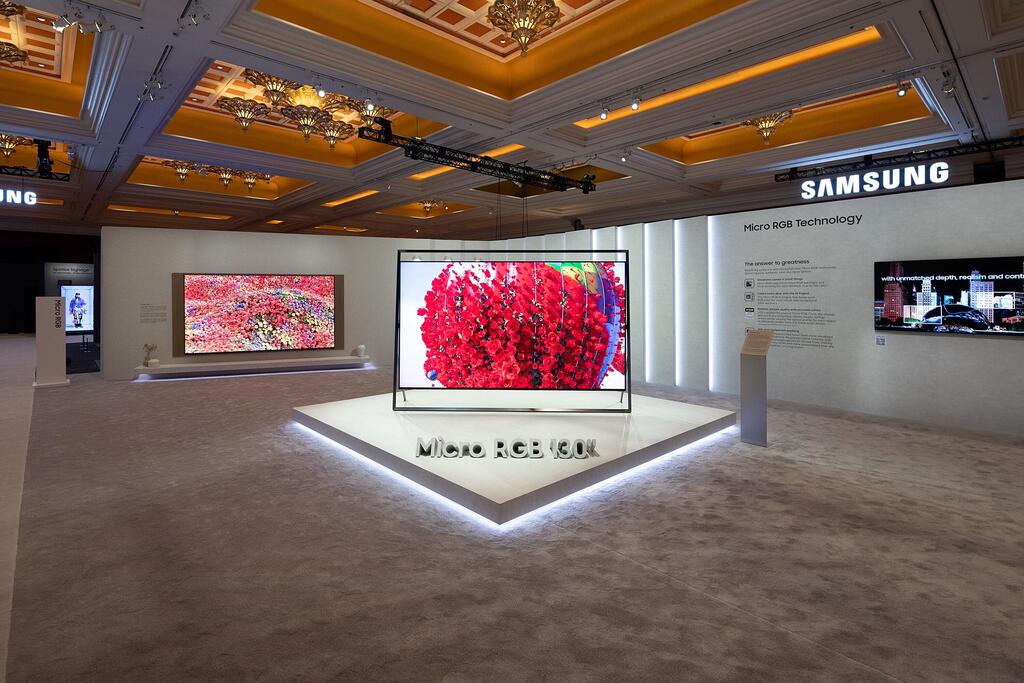 מסך MICRO RGB החדש 130 אינץ' של סמסונג (באדיבות: סמסונג) מסך MICRO RGB החדש 130 אינץ' של סמסונג