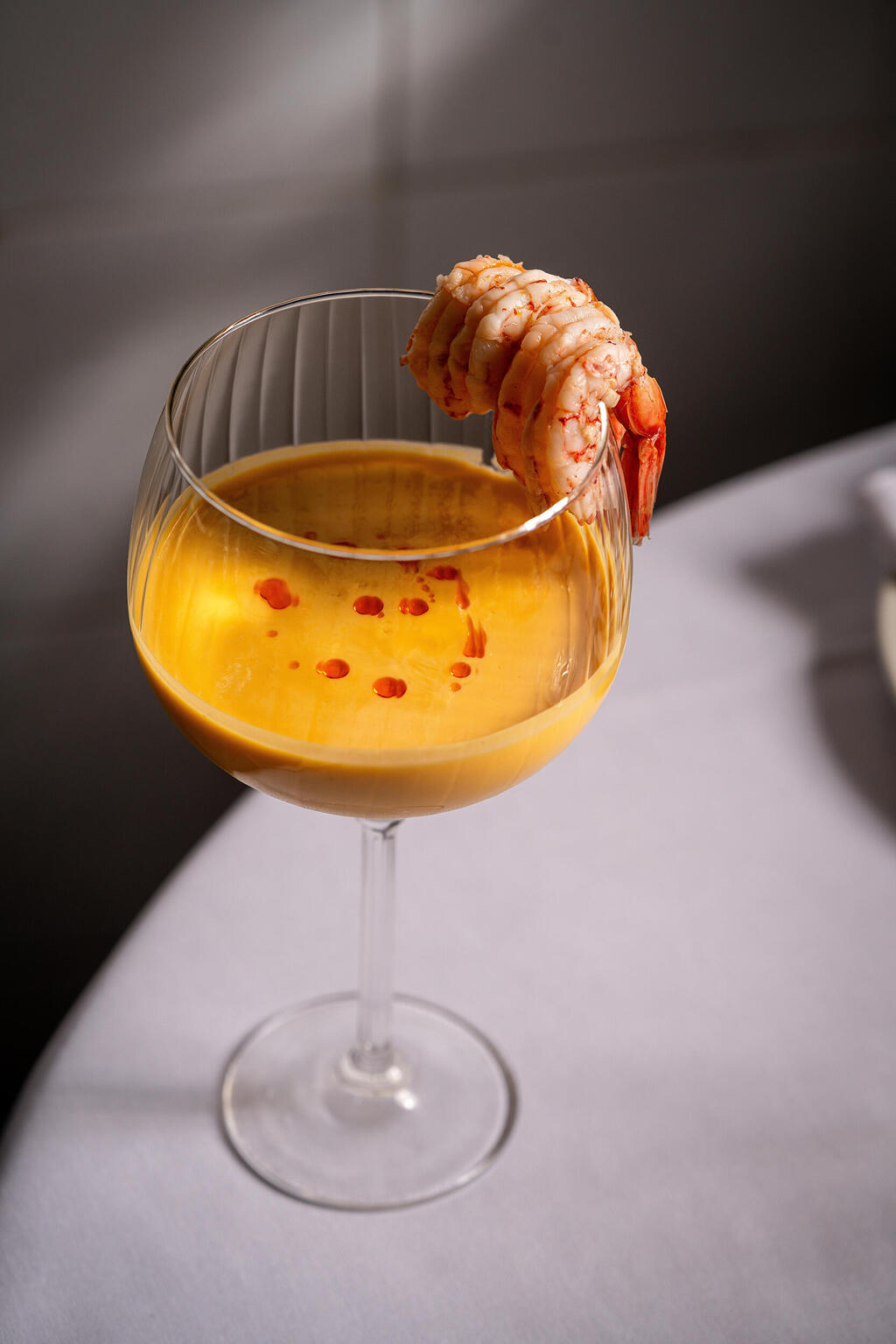 סלמורוחו קוקטייל שרימפס (צילום: אסף קרלה) פנאי סלמורוחו קוקטייל שרימפס