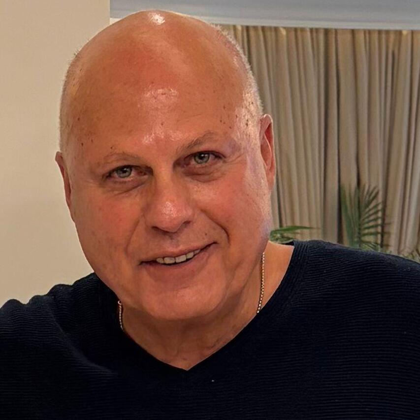 רוני מזרחי (צילום: תמר רייס) רוני מזרחי