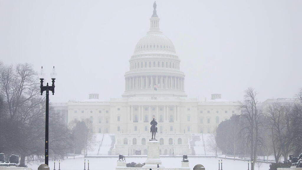 פוטו סופת שלג ארה"ב הקפיטול וושינגטון 