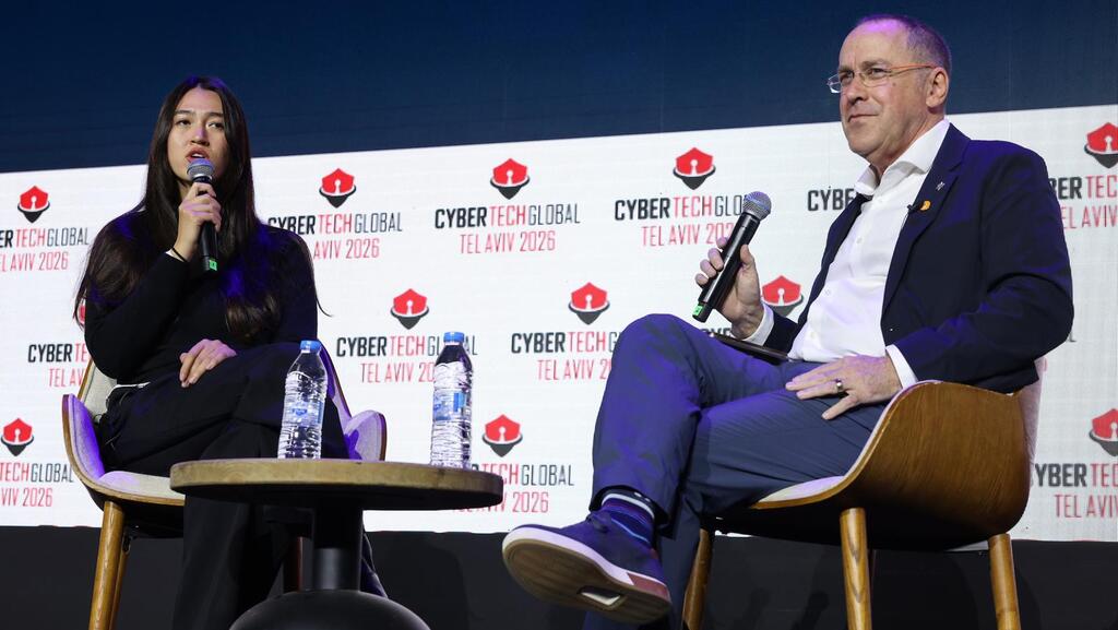 Noa Argamani and Professor Daniel Chamovitz at Cybertech Global Tel Aviv