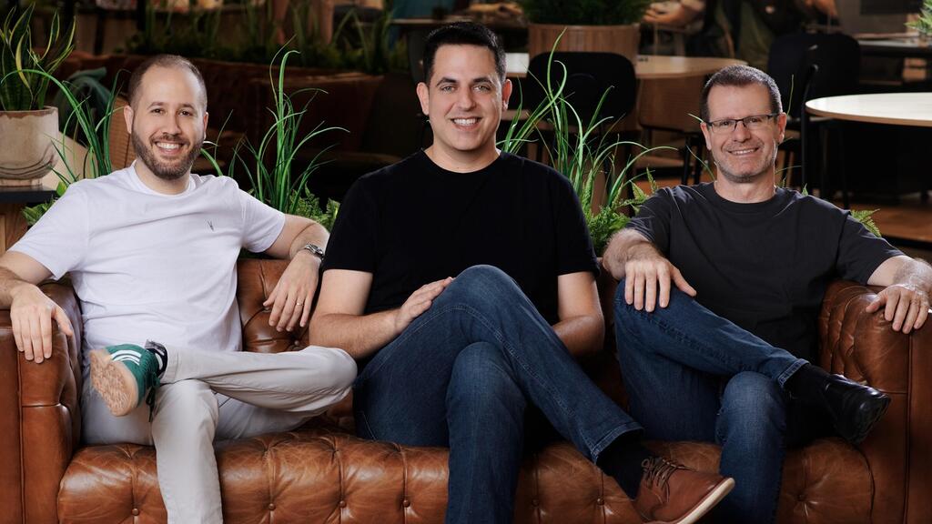 מייסדי Adaptive: איל ברוש COO & Chief of Engineering, אביב רווח מנכ"ל, עומר מילר CTO (צילום: Eclipse media) מייסדי Adaptive: איל ברוש COO & Chief of Engineering, אביב רווח מנכ"ל, עומר מילר CTO