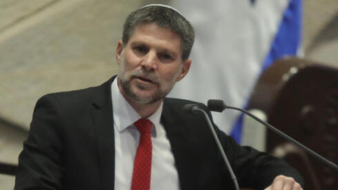 סמוטריץ' אישר: התוכנית שתאפשר לענקיות הטק לשלם מס חברות בדולרים – בישורת האחרונה
