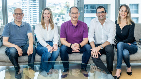 Mobilion Team (L-R): Dr. David Abraham, Anna Leizerovici-Ekstein, Avi Feldman, Eyal Zbeda, Dr. Anat Bonshtien 