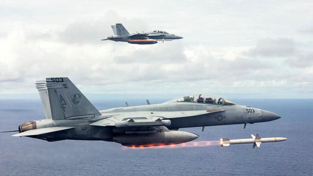 הקברניט הפצצה תקיפה מטרות