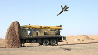 הקברניט הפצצה תקיפה מטרות