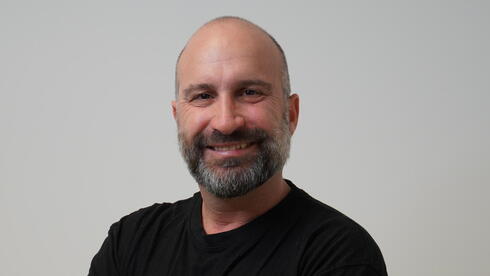 צילום: יפי אלברט בינה מלאכותית ככוח משנה שוק - מי יוביל את הגל הבא?