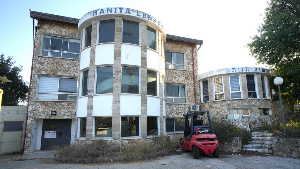 מפעל עדשות חניתה. "הקיבוץ חווה שנתיים קשות והכספים נדרשים לשיקום" (צילום: אפי שריר) מפעל עדשות חניתה ב קיבוץ חניתה