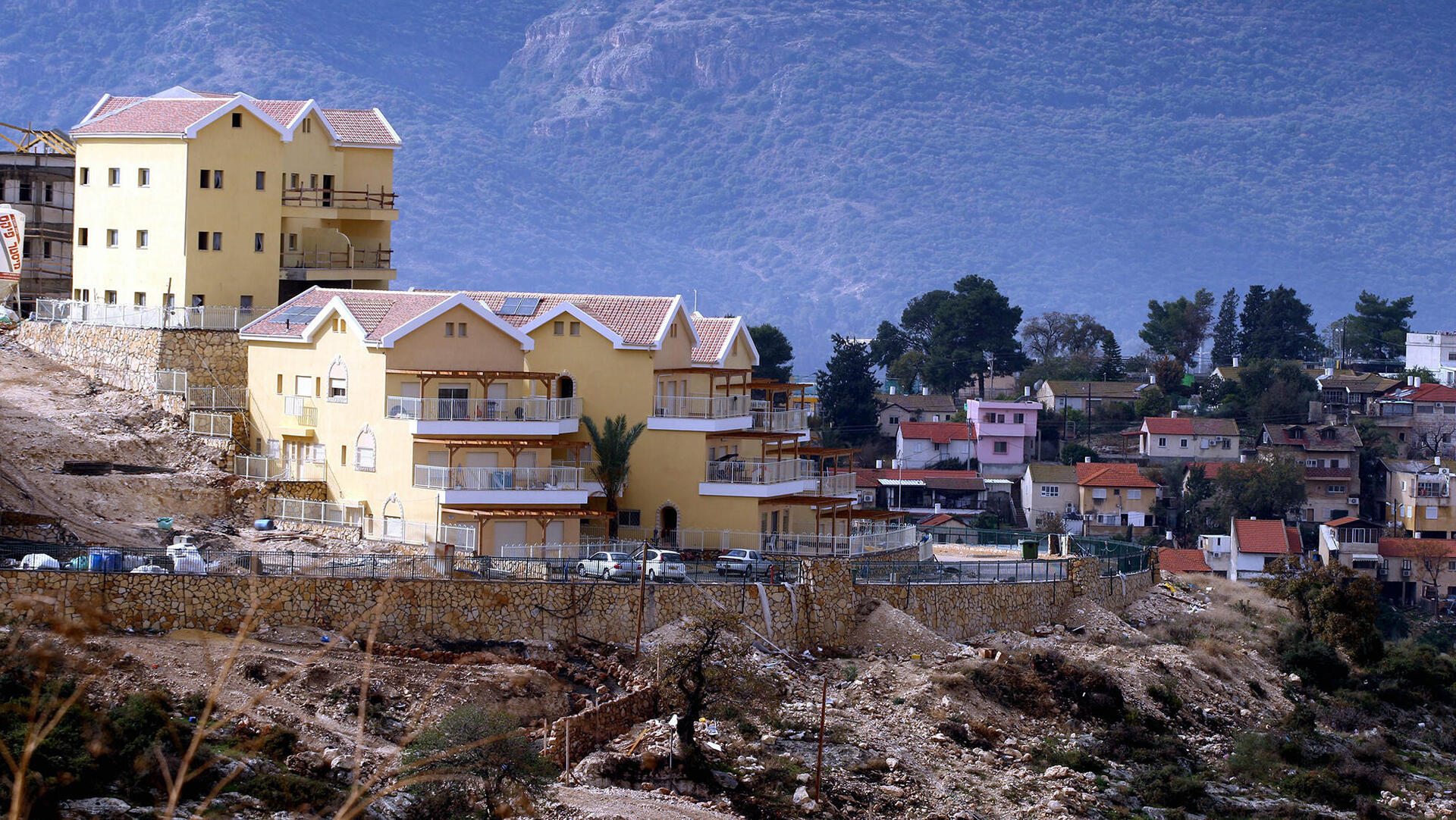 הישוב רכסים