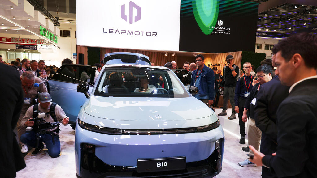 דגם של ליפמוטור בתערוכה במינכן ב־2025