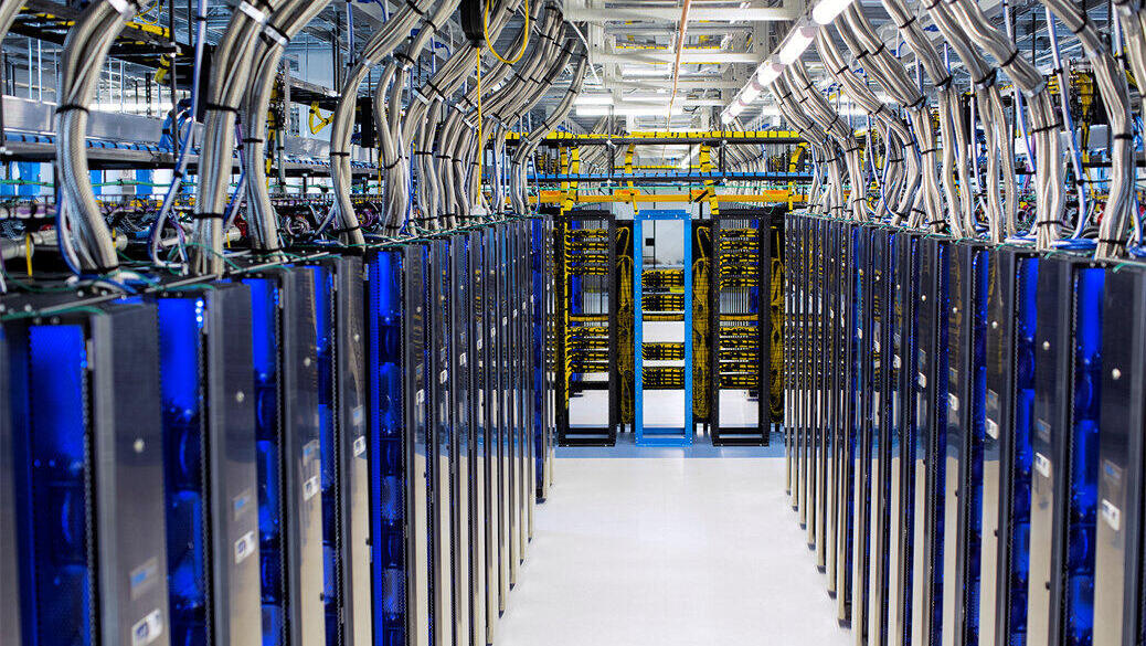 חוות שרתים דאטה סנטר