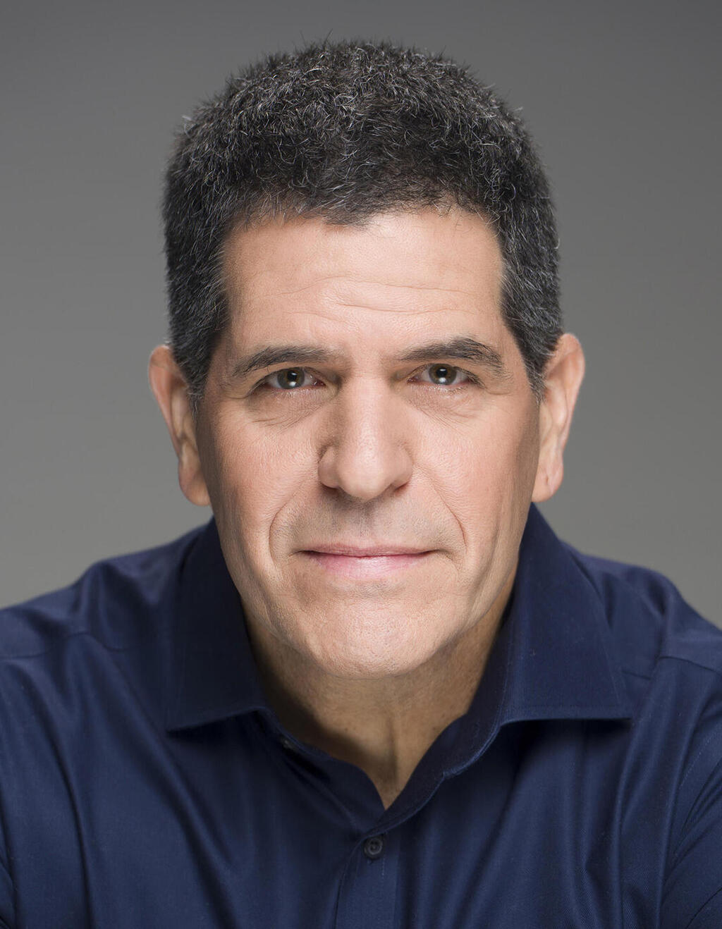 עו"ד גלעד וינקלר. "אם לאורך שנים אתה פועל בהוגנות ובשקיפות, אז כשיש שינויים - הלקוחות מקבלים את זה בצורה ראויה" (צילום: רמי זרנגר) עו"ד גלעד וינקלר - פישר בכר חן רוחב