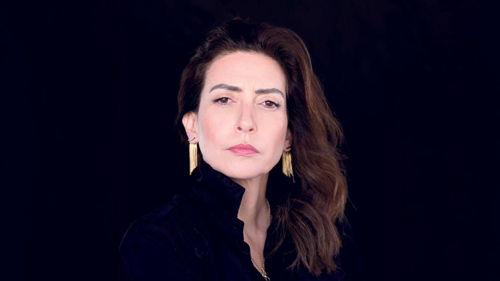 פנאי ריימונד אמסלם שחקנית